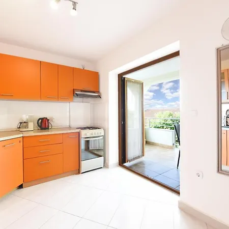 Mirasol Apartment